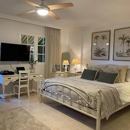 Preciosa Casa Con Jardin Privado *